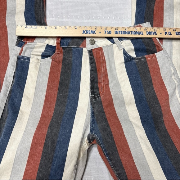 Saints & Heart Striped Flared Wide Leg Women's Jeans~Size L (approx 28x33) - Picture 8 of 14